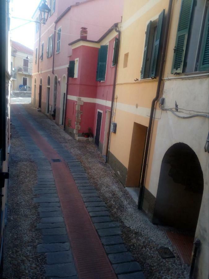 B&B Le Calegare Diano Castello Ngoại thất bức ảnh